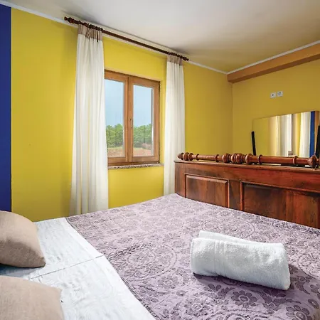 Apartmán 13 Baderna