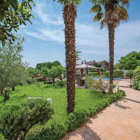 Apartman 13 *