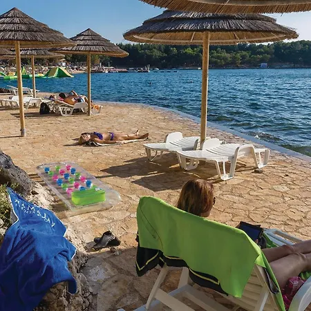 Appartamento 13 Baderna