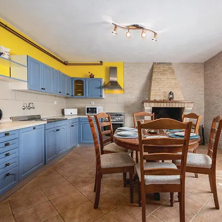 In With Kitchen *