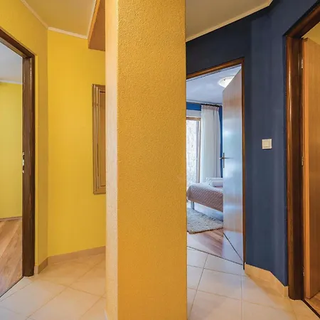 In With Kitchen *